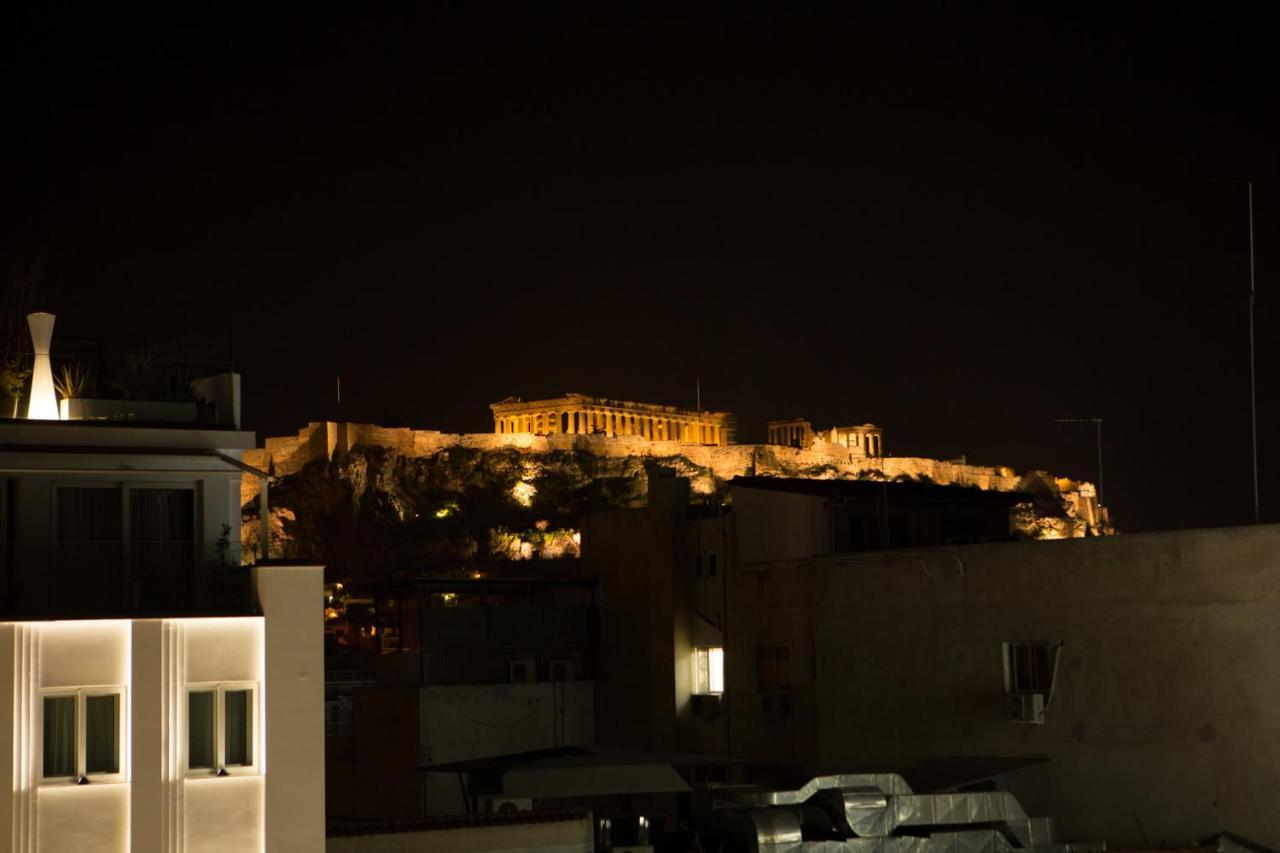 Appartamento Mosaics Aprtm In Parliament Square With Acropolis View Atene Esterno foto